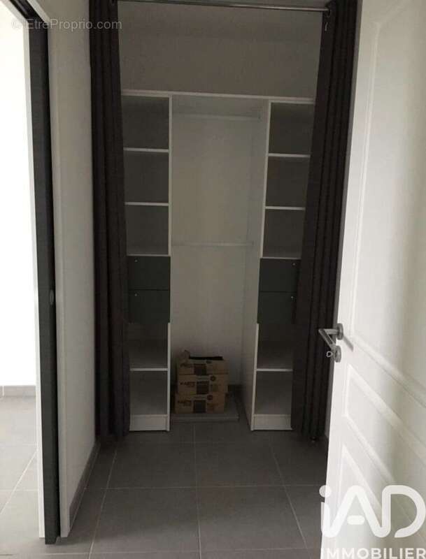 Photo 8 - Appartement à MARSEILLE-12E