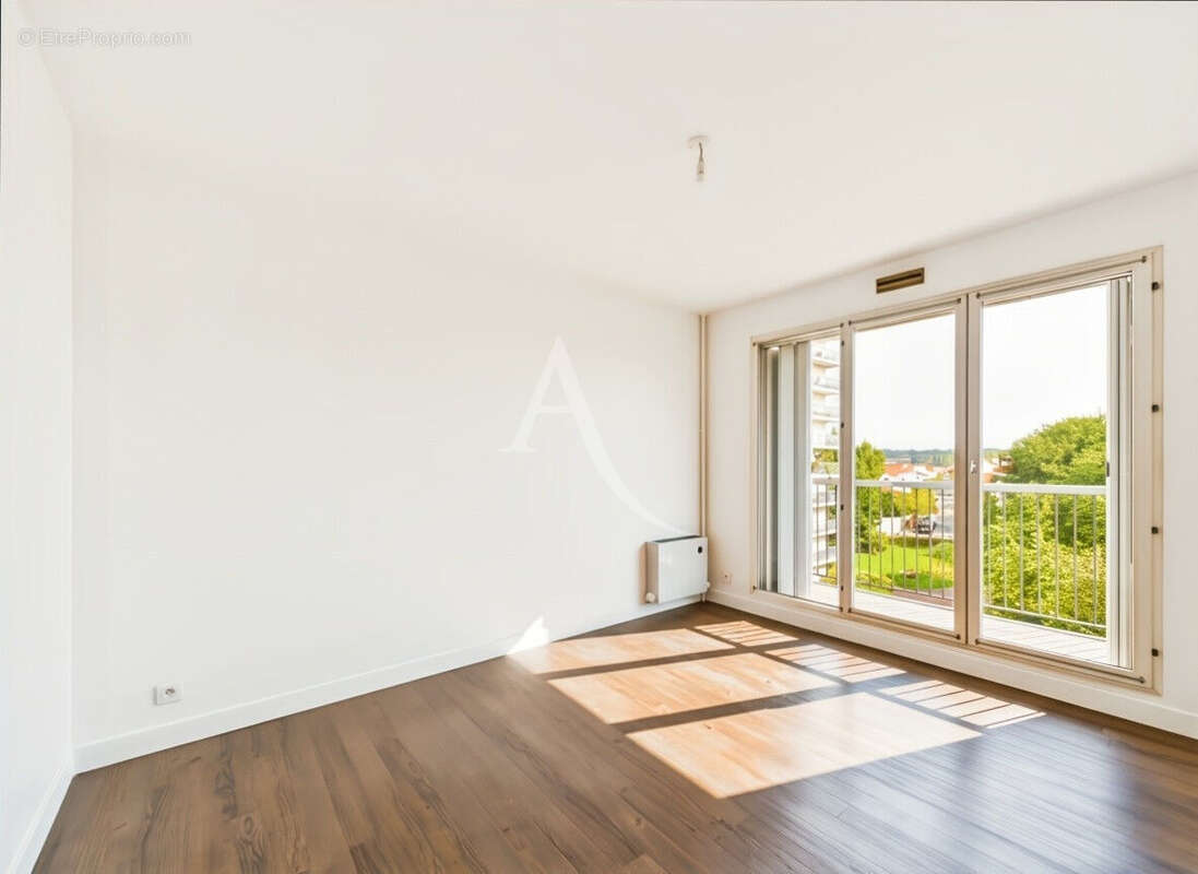 Appartement à MAISONS-ALFORT