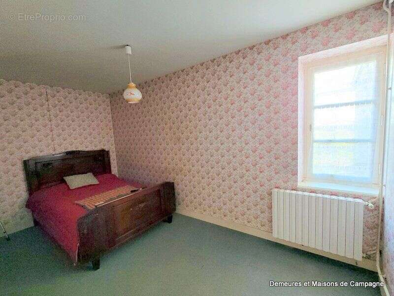 Maison à SAVIGNY-LE-VIEUX