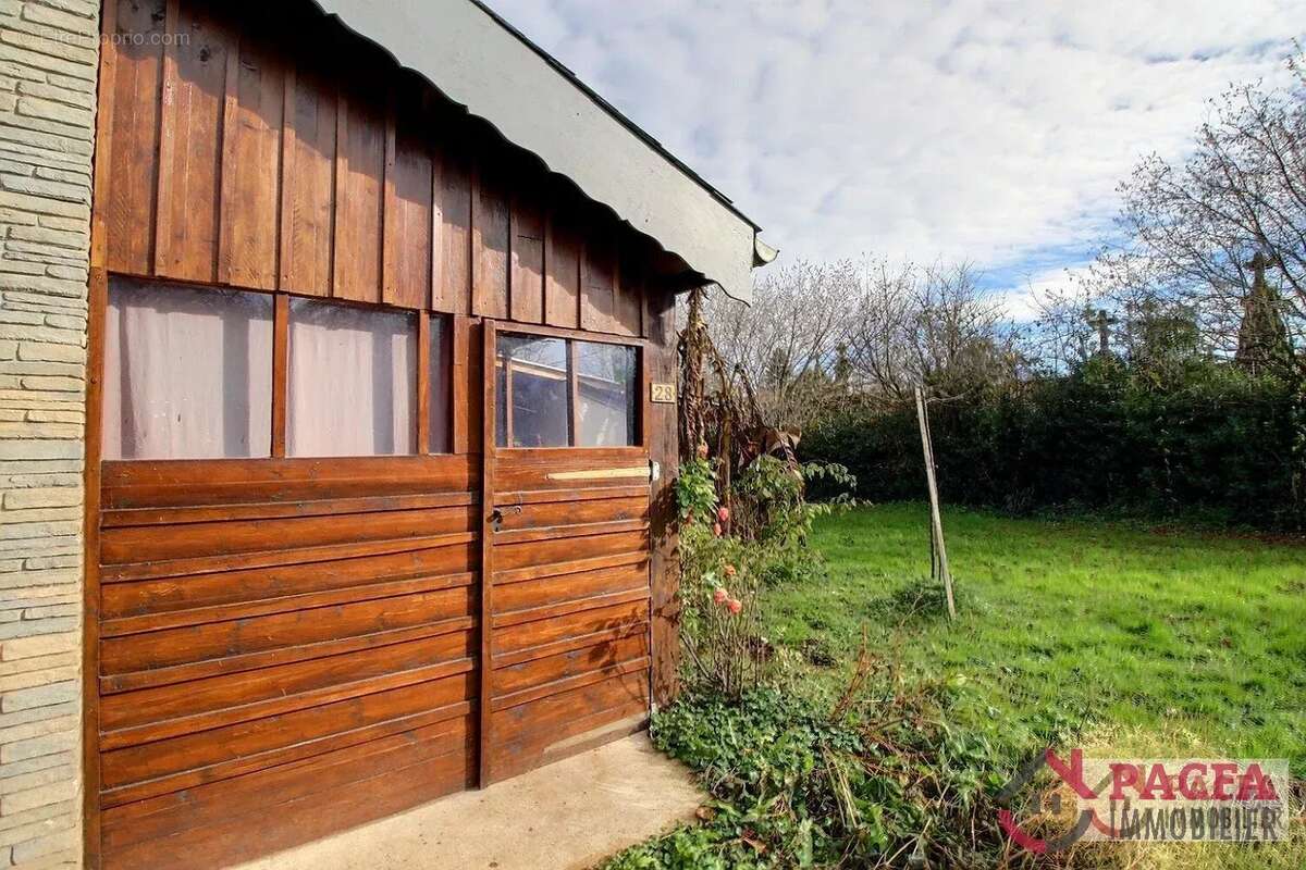 ARFONS - Maison esprit chalet sur 1730 m² de terrain. - photo 5