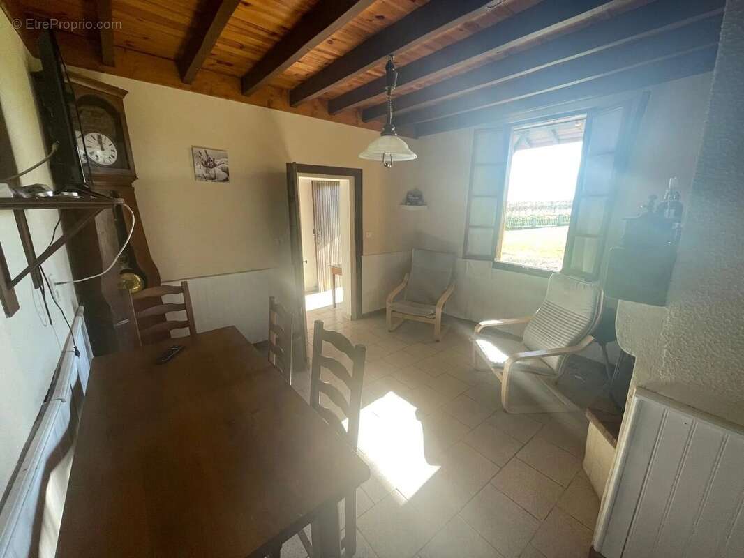 Maison à LIAS-D&#039;ARMAGNAC