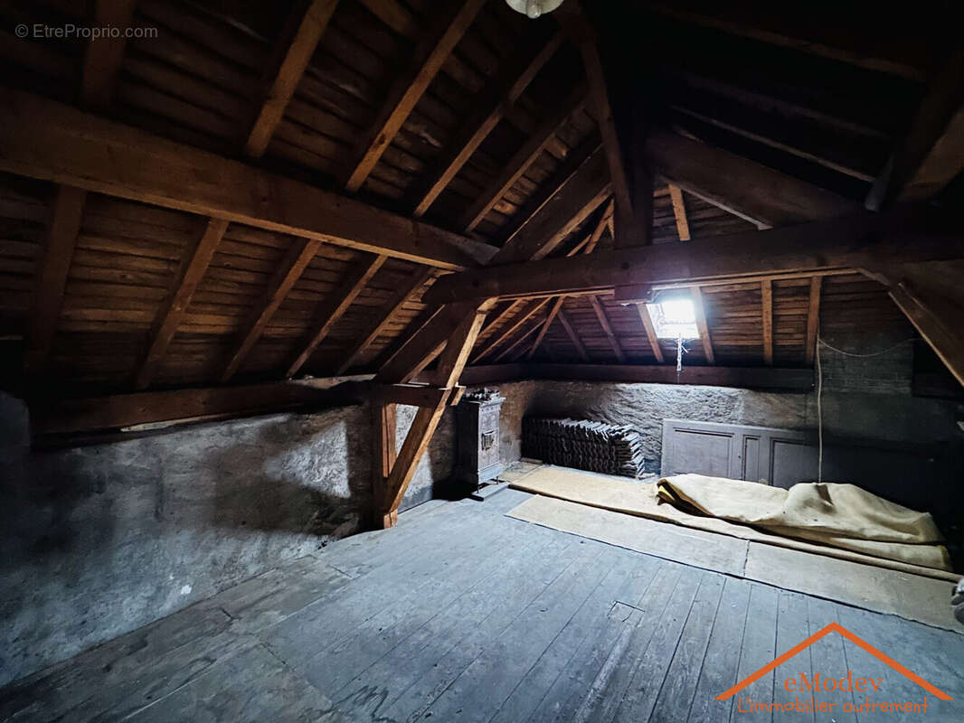 Maison à REMIREMONT