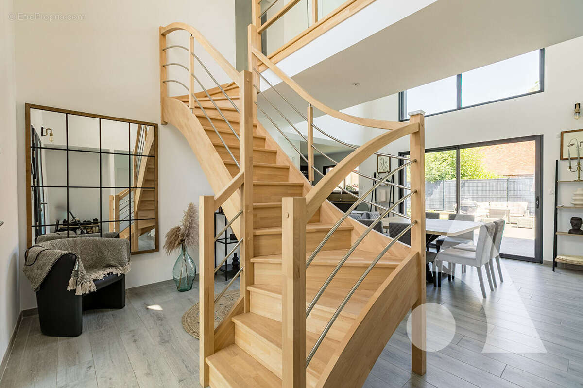 Maison d'architecte 4 chambres avec piscine - photo 4
