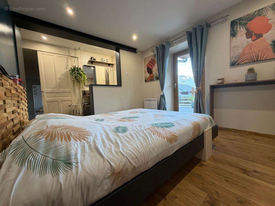 Appartement à GRESY-SUR-AIX