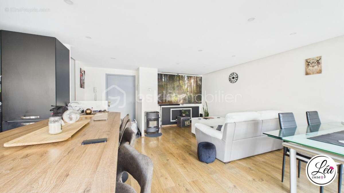 Appartement à CLUSES