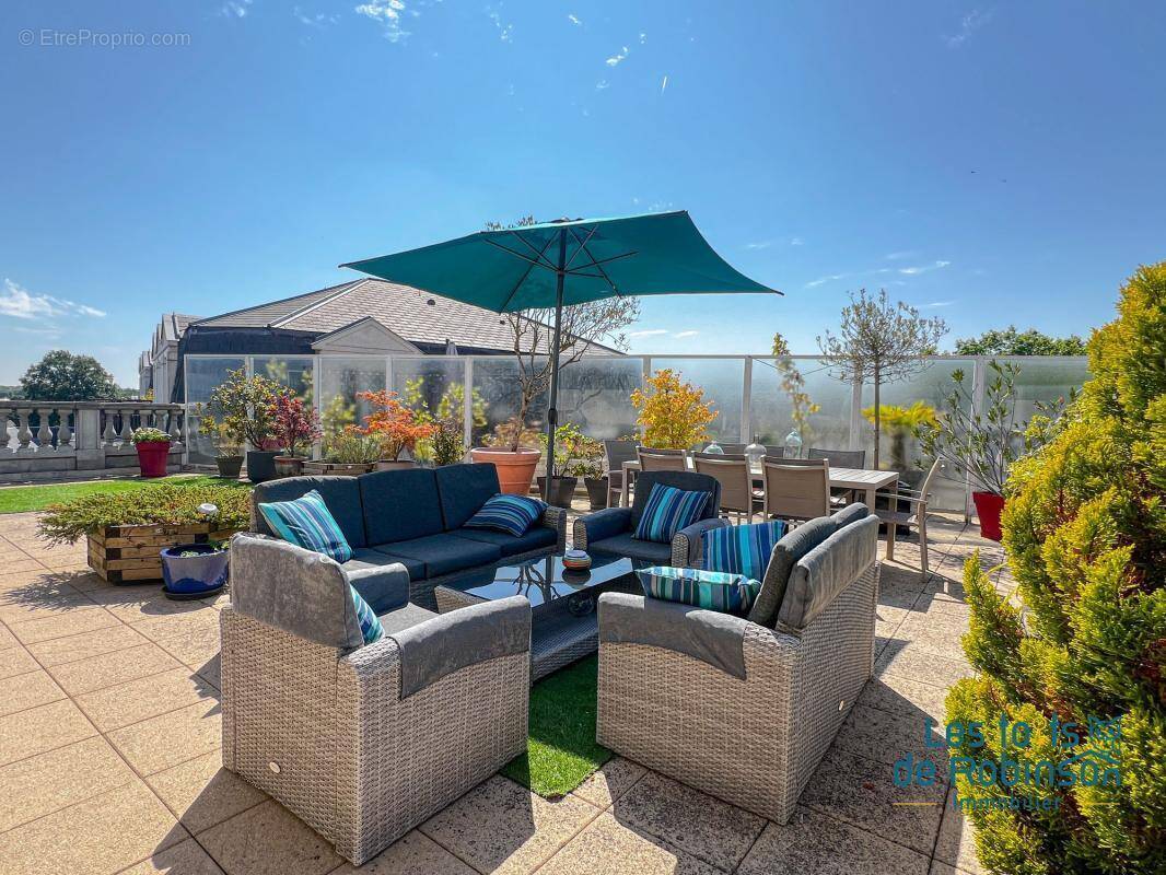 Appartement à LE PLESSIS-ROBINSON