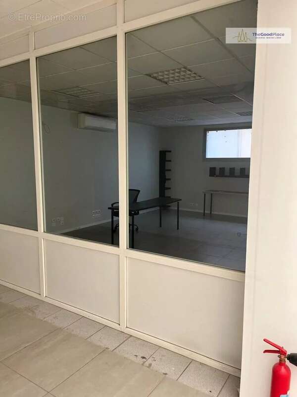 Commerce à MARSEILLE-13E