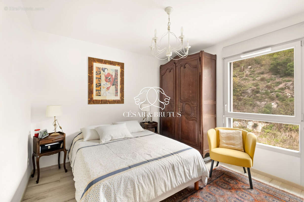 Appartement à PONT-EVEQUE