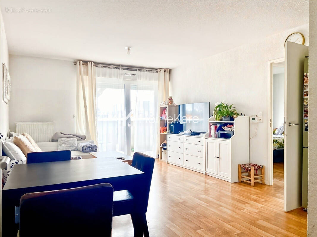Appartement à VILLENAVE-D'ORNON