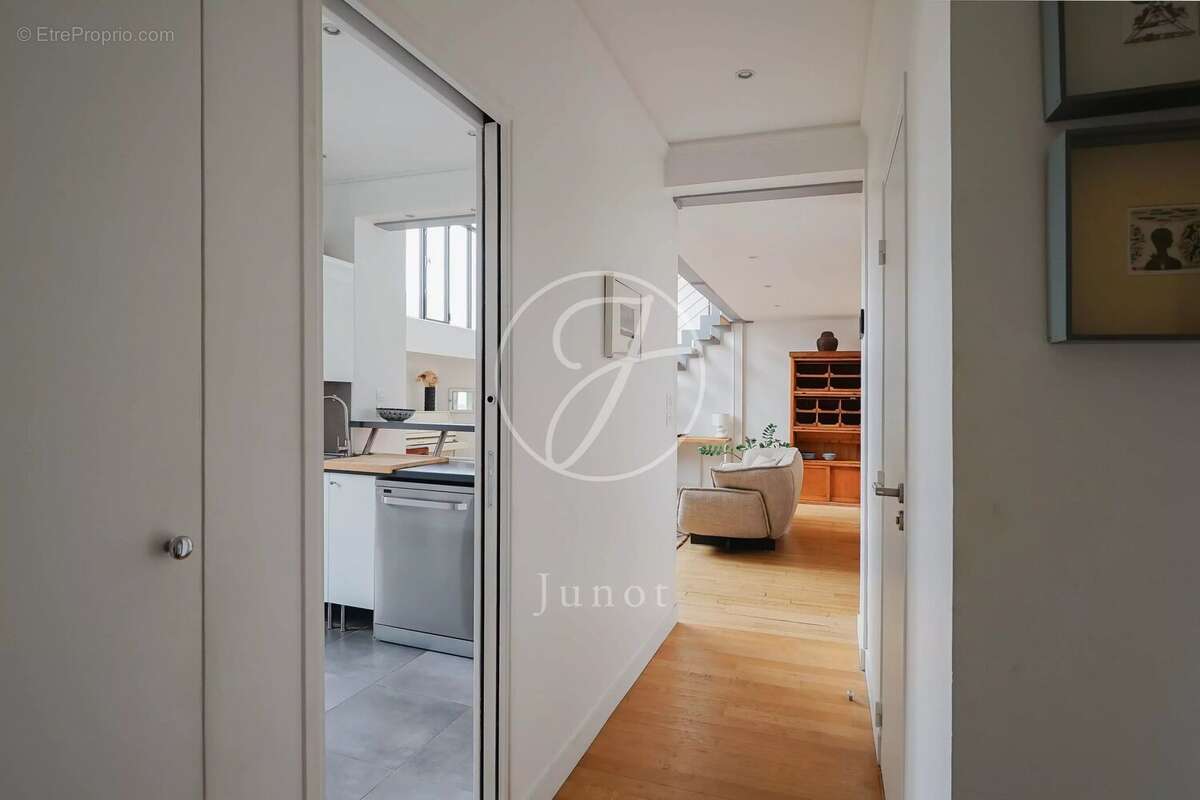 Appartement à PARIS-9E
