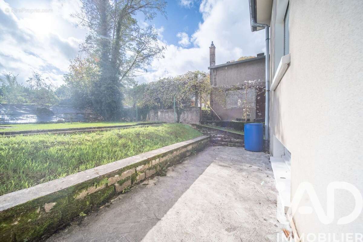 Photo 8 - Appartement à AUDUN-LE-TICHE