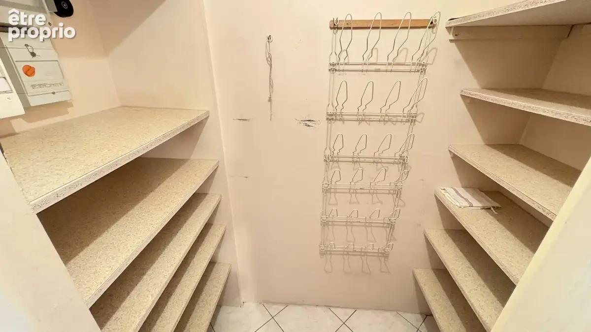 VAUJOURS   Appartement F4 avec balcon et parking en sous-sol - photo 8