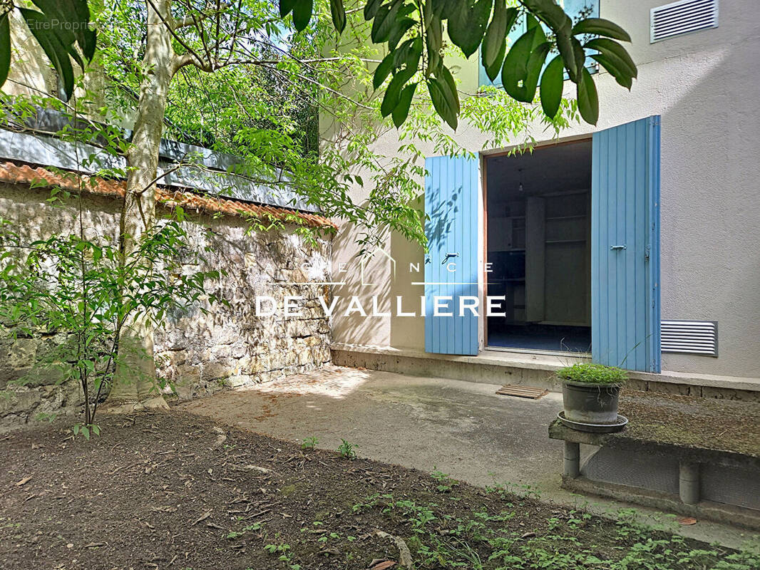 Appartement à NANTERRE