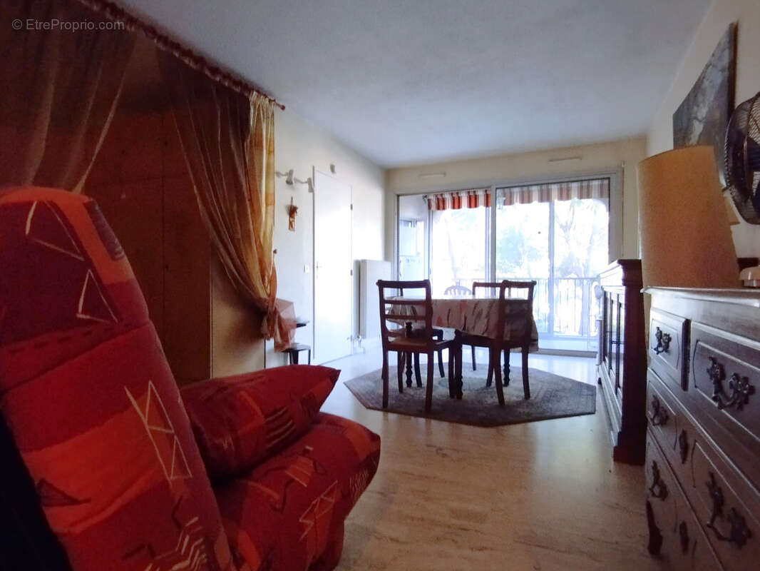 Appartement à MANDELIEU-LA-NAPOULE