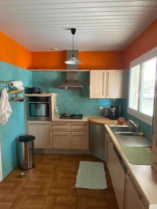 Maison à AMBARES-ET-LAGRAVE