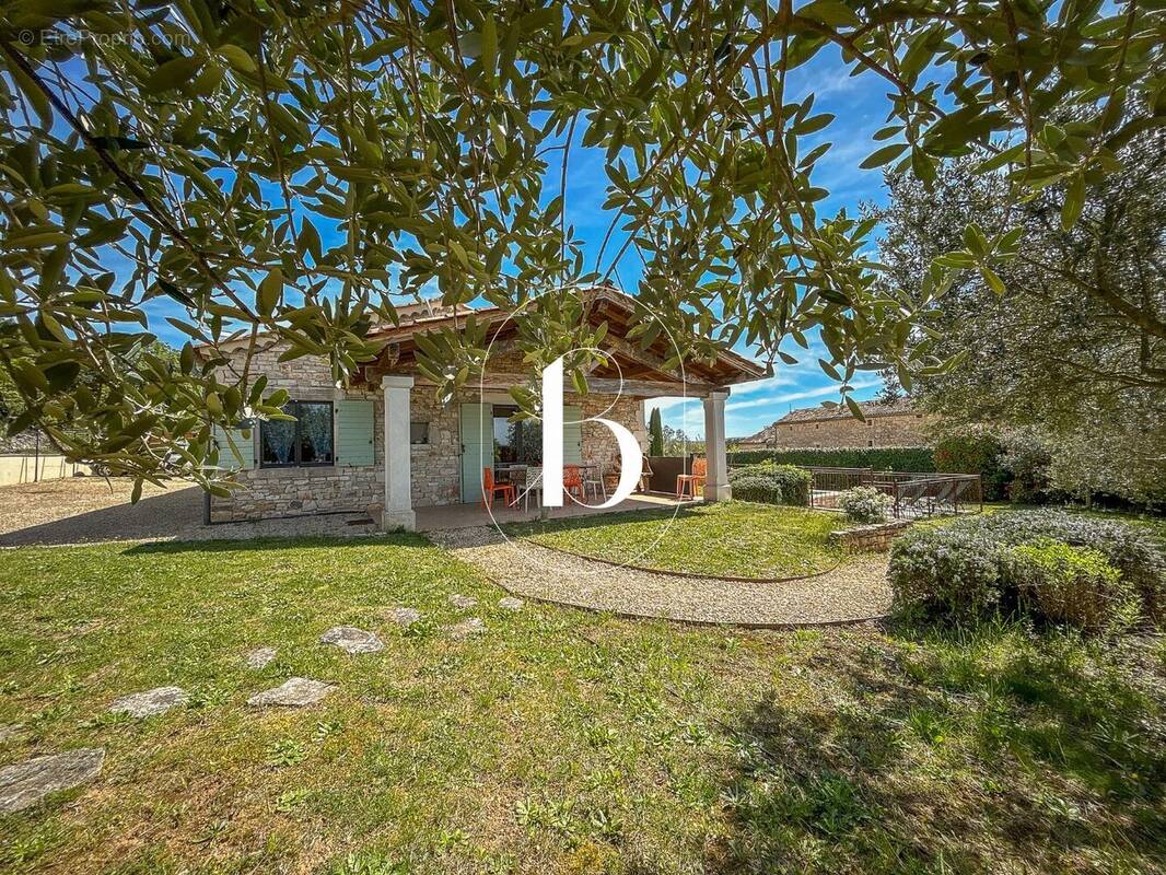 Maison à ORGNAC-L'AVEN