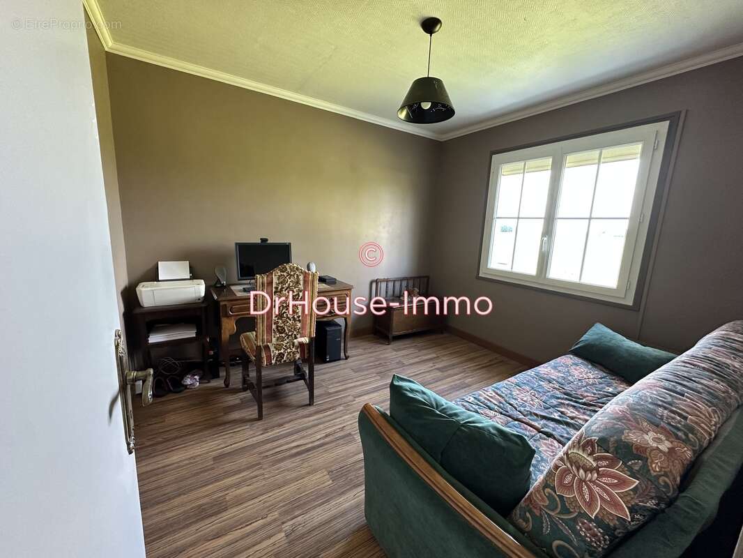 Maison à FLINS-NEUVE-EGLISE