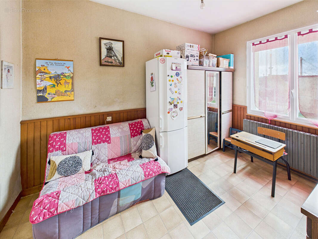 Maison à SAINT-ELOY-LES-MINES