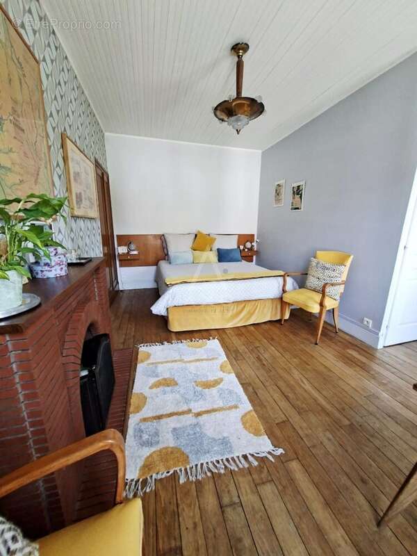 Maison à ARQUIAN