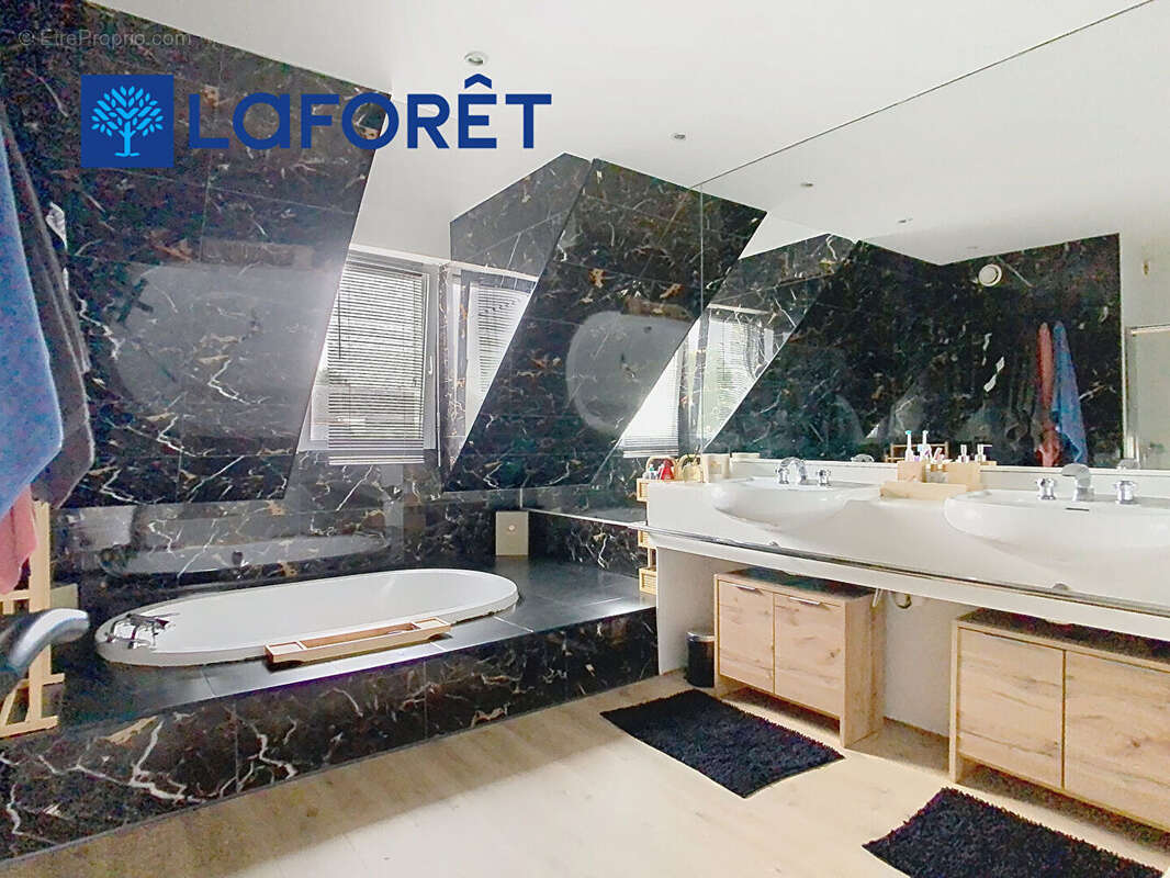 Appartement à HENNEBONT