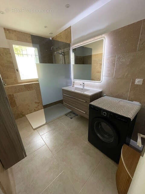 Appartement à SAINT-THEODORIT