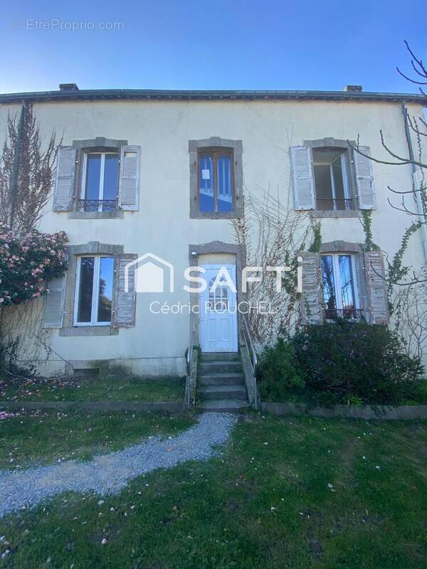 Photo 1 - Maison à QUIMPERLE