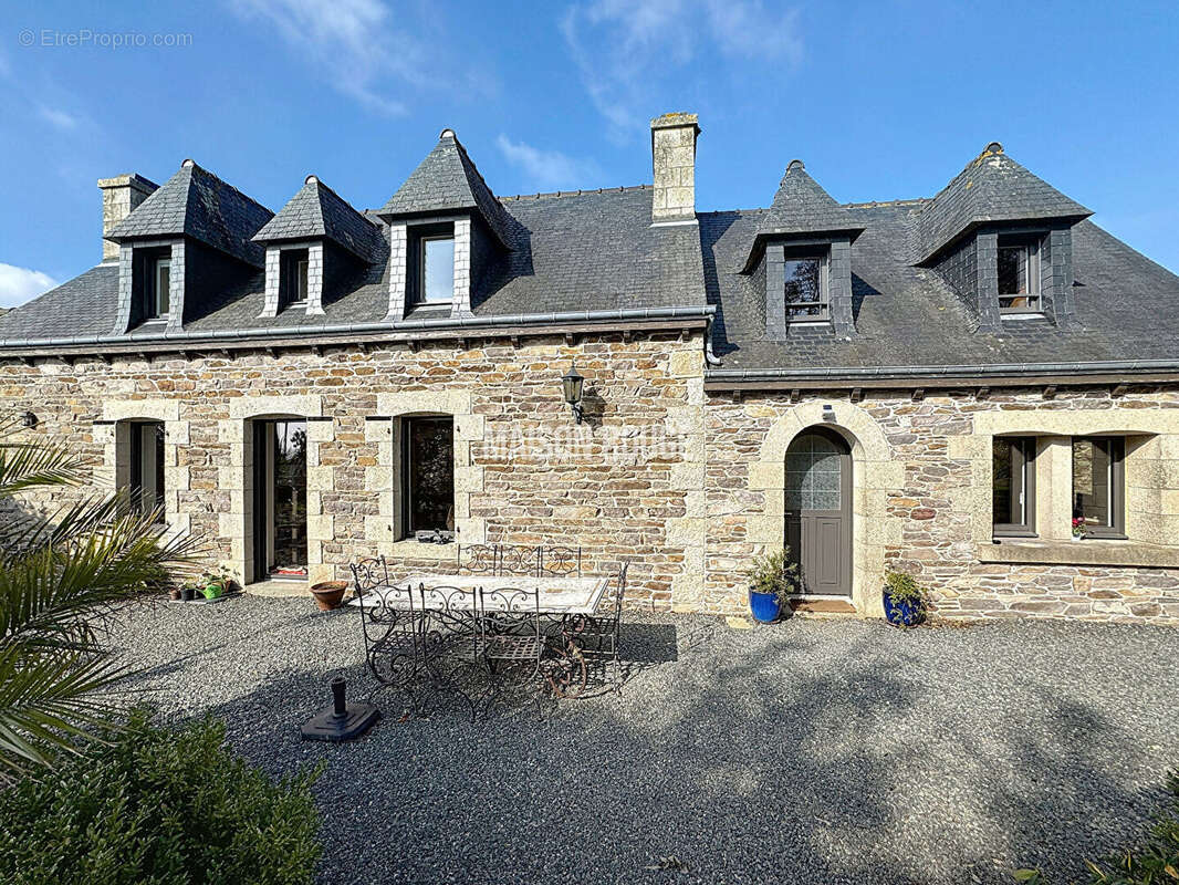 Maison à PLOUBAZLANEC