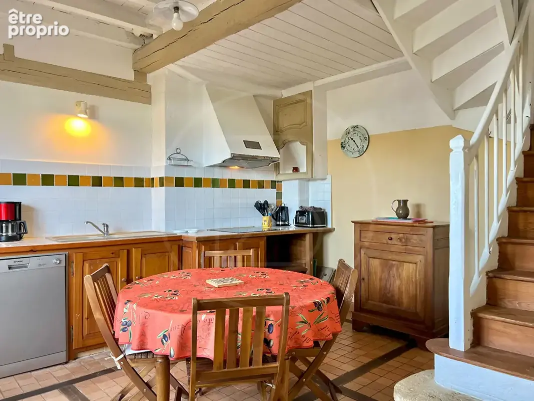 Grande maison de caractère en pierre à fort potentiel - photo 10