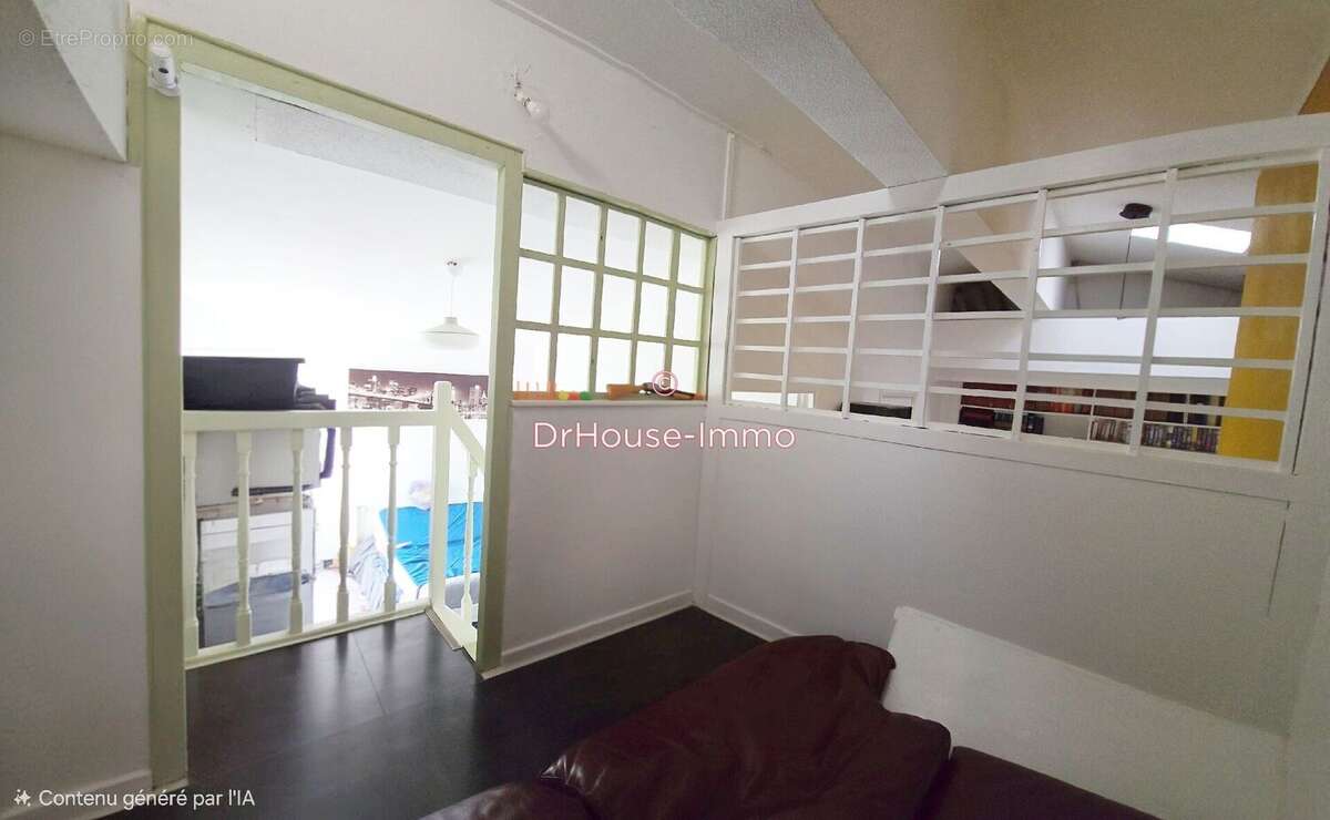 Maison à SAINT-JEAN-BONNEFONDS