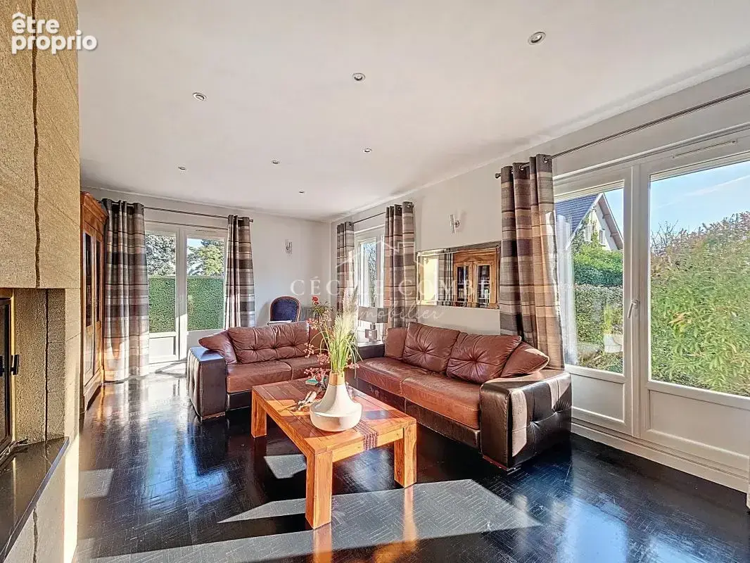 Maison 5 pièces 129 m² à vendre à Saint-Laurent-De-Mure (69720) - photo 7