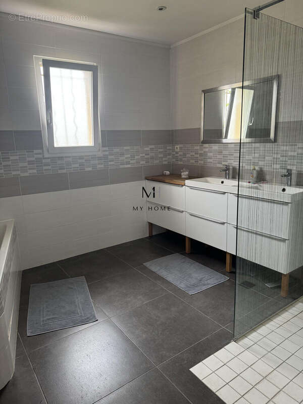 Maison à SAINT-PATERNE