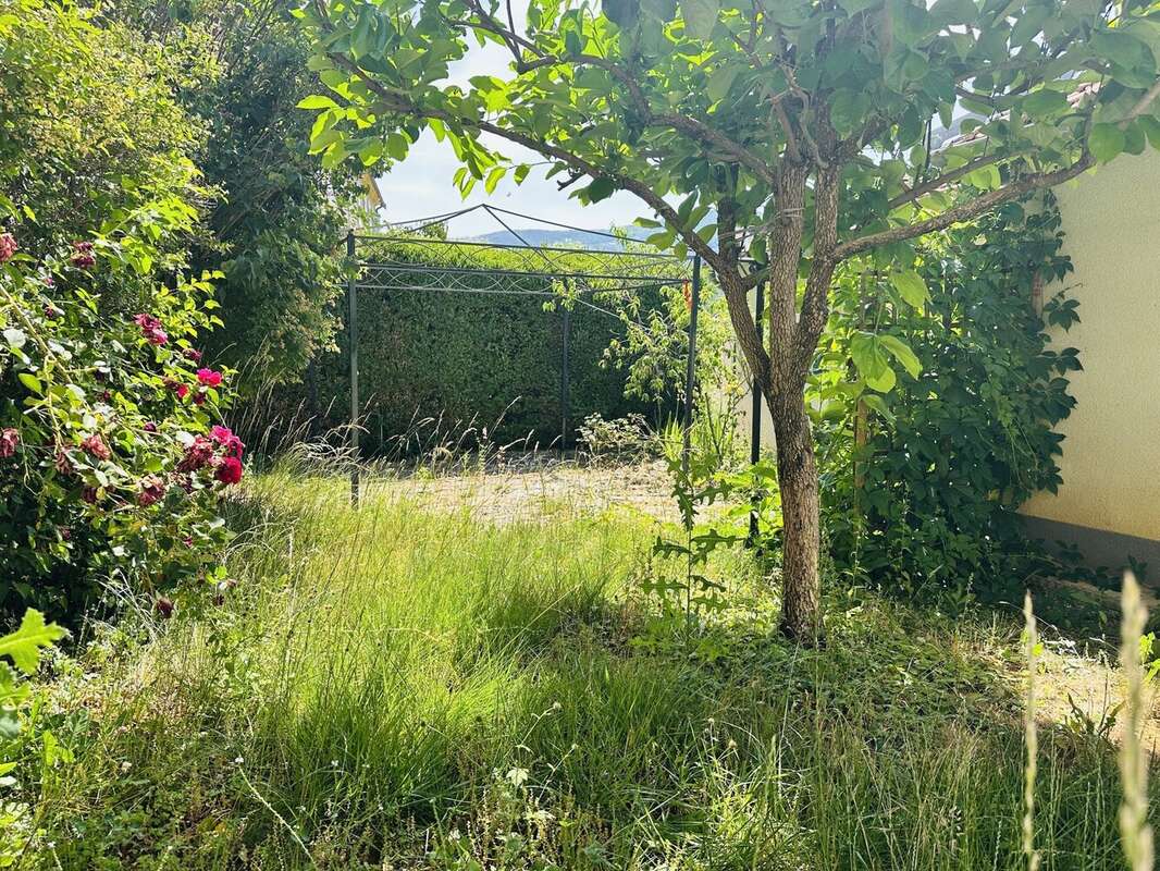 Maison 51 m² à Montjay  - photo 4