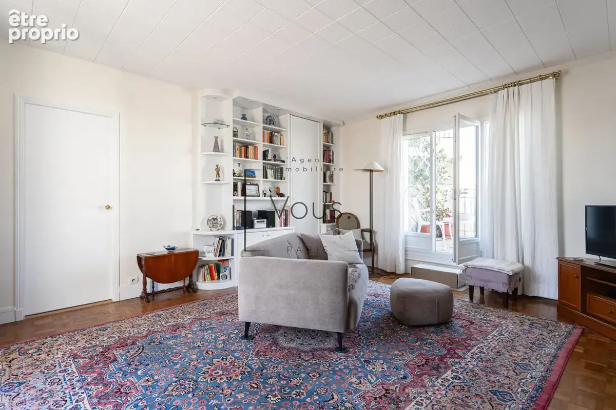 Deux pièces penthouse et ses 50 m2 de terrasses sur le ciel de Paris (Paris XVe) - photo 5
