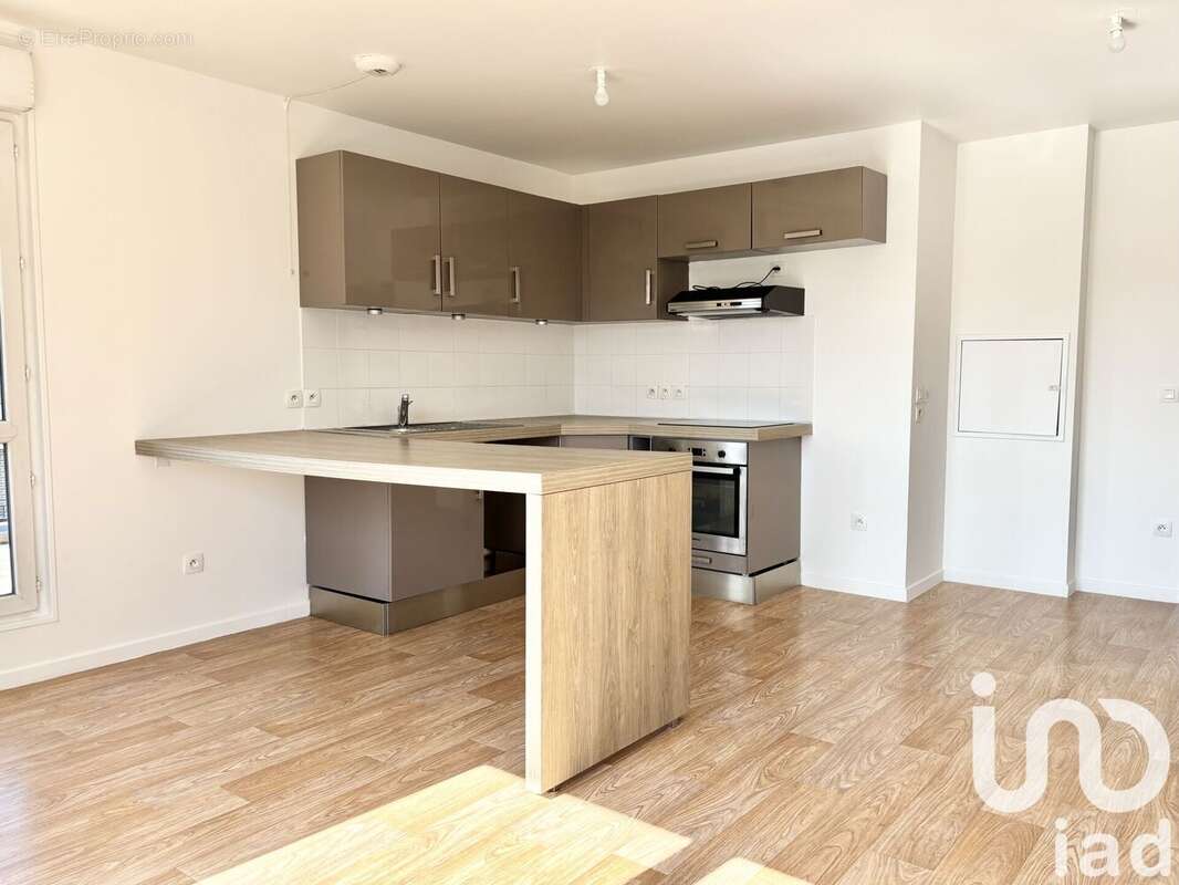 Photo 3 - Appartement à FONTENAY-LE-FLEURY