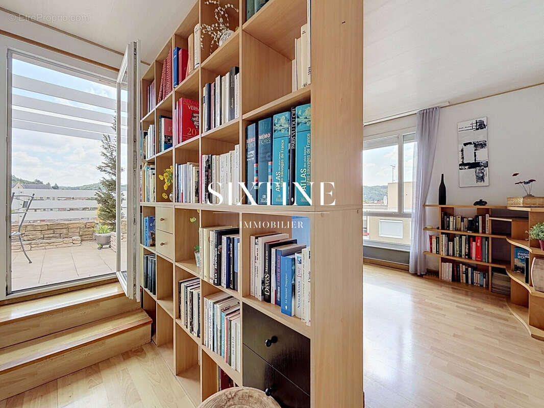 Appartement 121 m² à Bourgoin-Jallieu  - photo 9