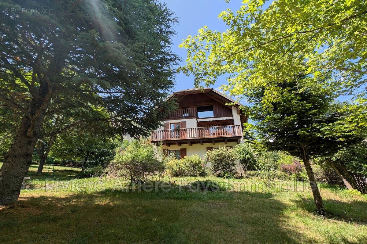 Maison 119 m² à Entraunes  - photo 4