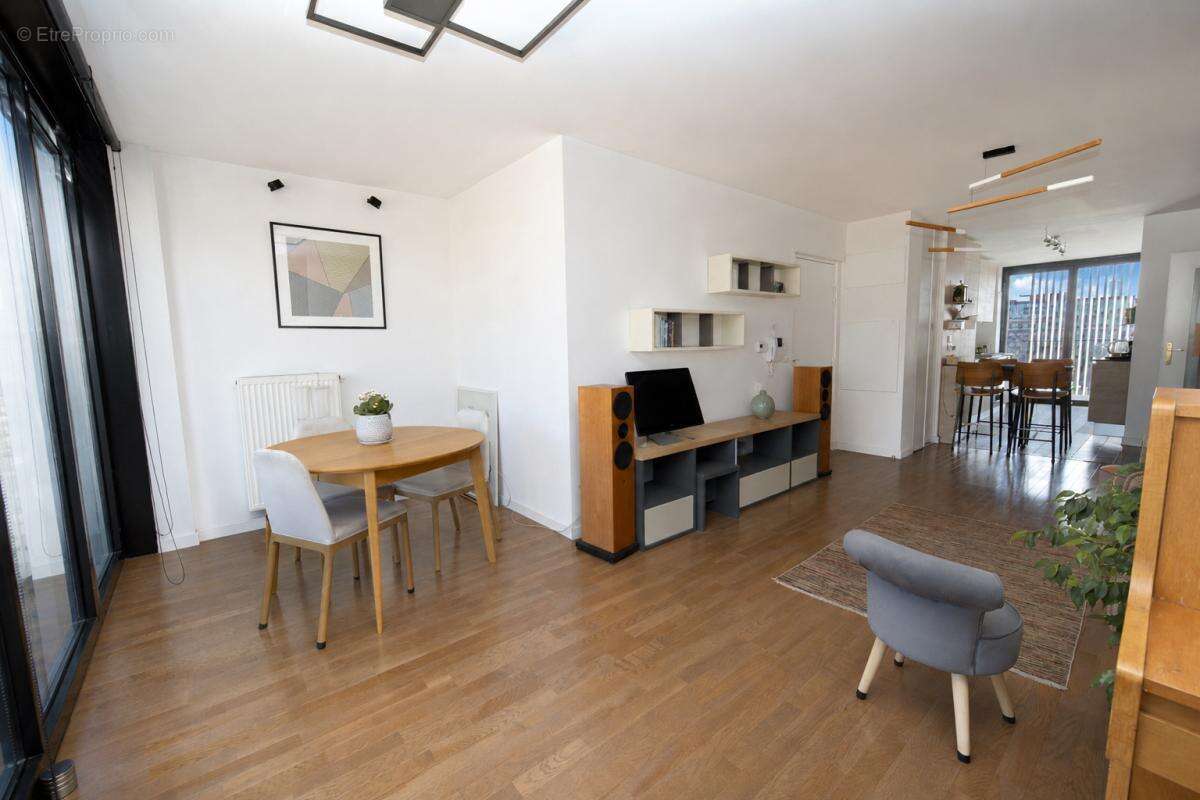 La Défense - T4 81m2 avec 19m2 de terrasse résidence One - photo 3