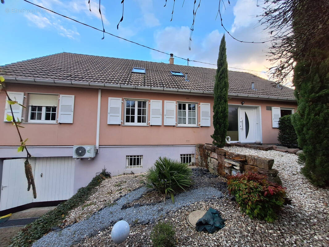Maison à ROTT