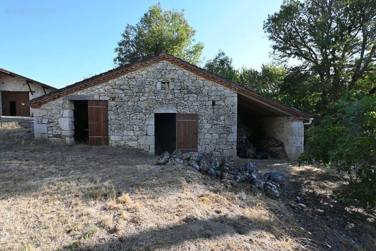 Maison à LAROQUE-TIMBAUT