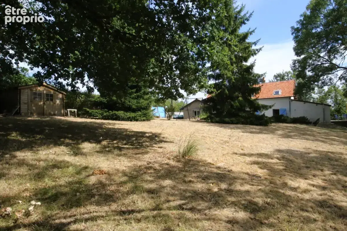 Maison de campagne sur 2 816 m² - photo 5
