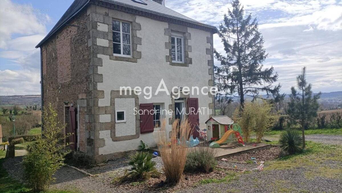 Maison à PRE-EN-PAIL