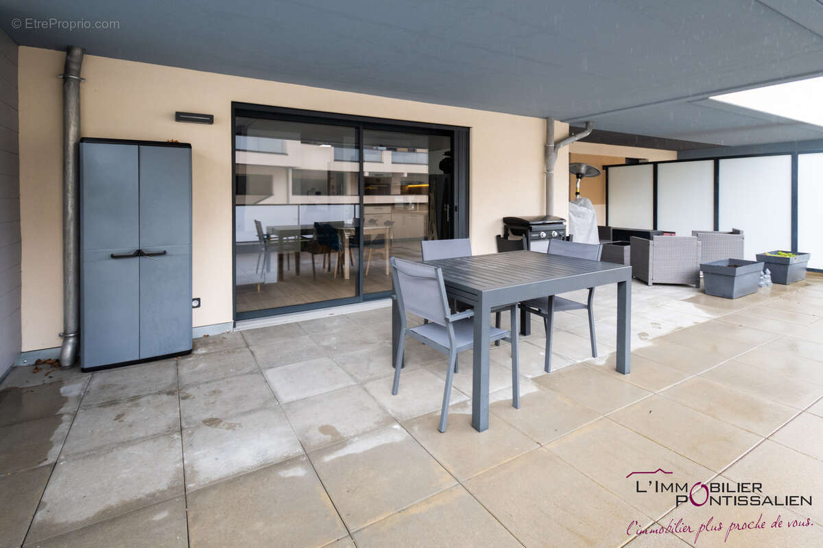 Appartement à JOUGNE