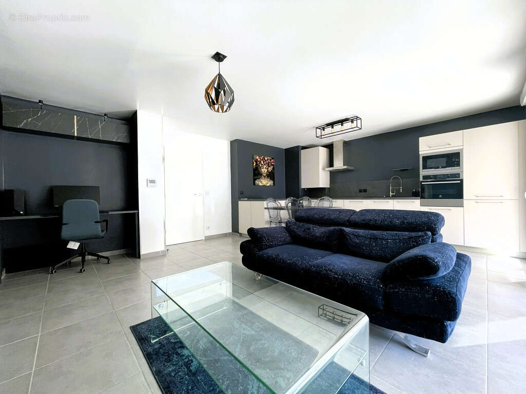 Appartement à VILLARD-BONNOT