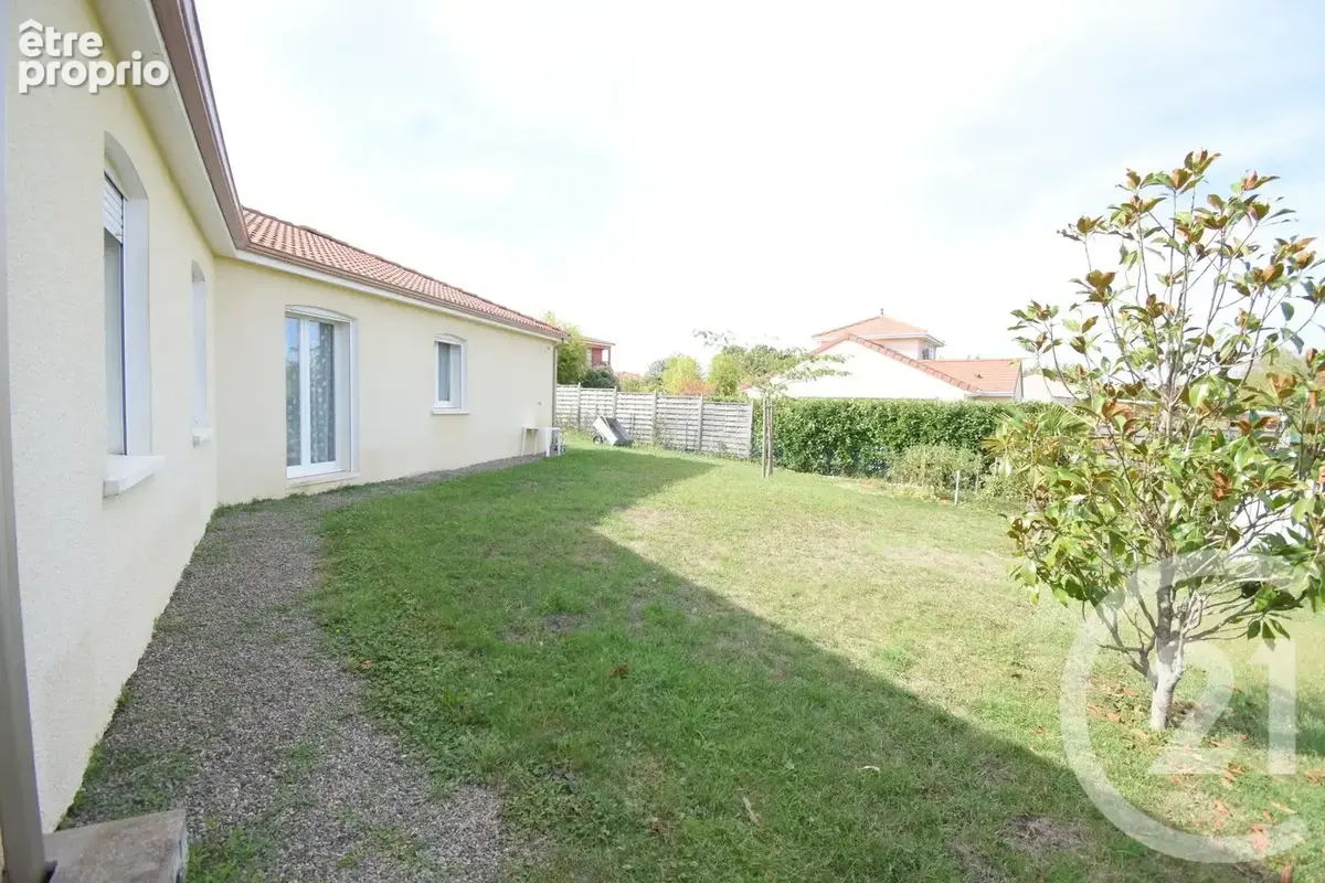 Maison 5 pièces 105 m² à vendre à Creuzier-Le-Vieux (03300) - photo 10