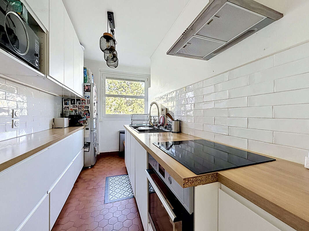 Appartement à SURESNES