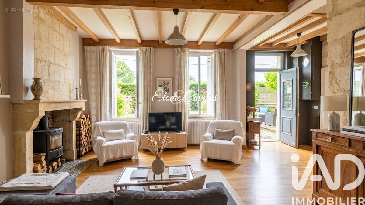 Photo 1 - Maison à SAUCATS