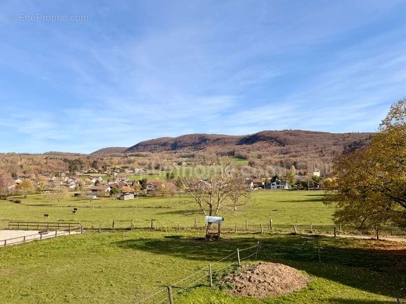 Appartement à LA BALME-DE-SILLINGY