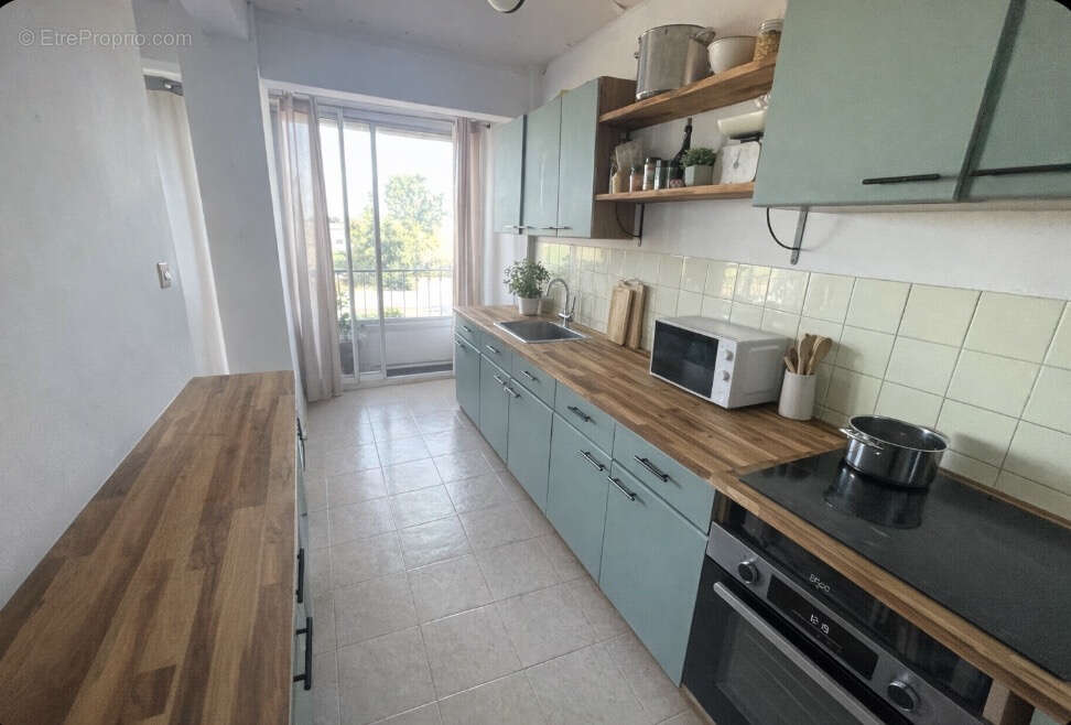 Appartement à MARSEILLE-8E