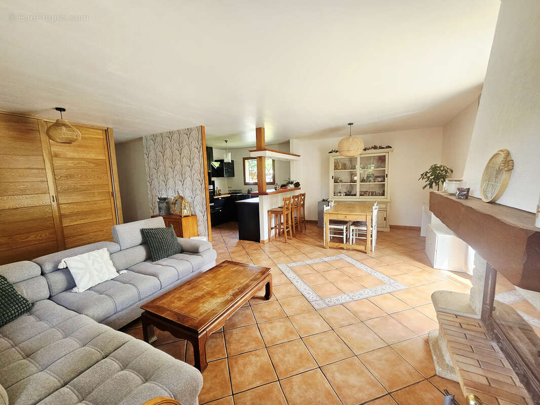 Maison à MOULIS-EN-MEDOC