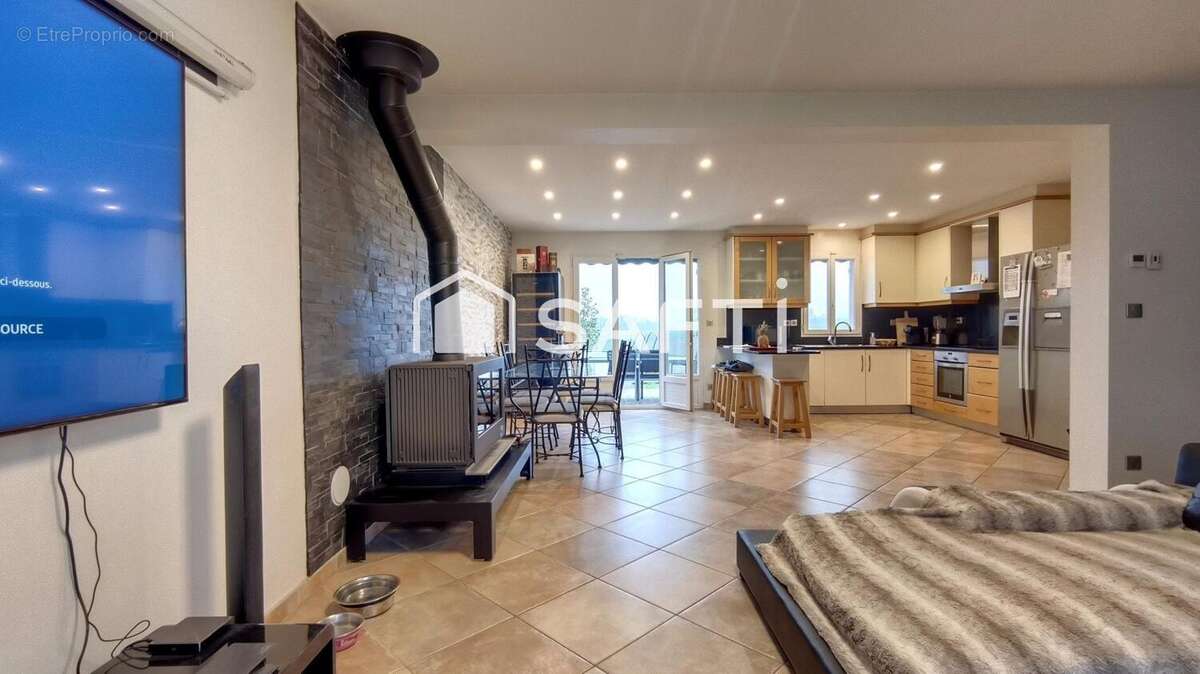 Photo 3 - Maison à SAINT-MARTIN-DES-CHAMPS